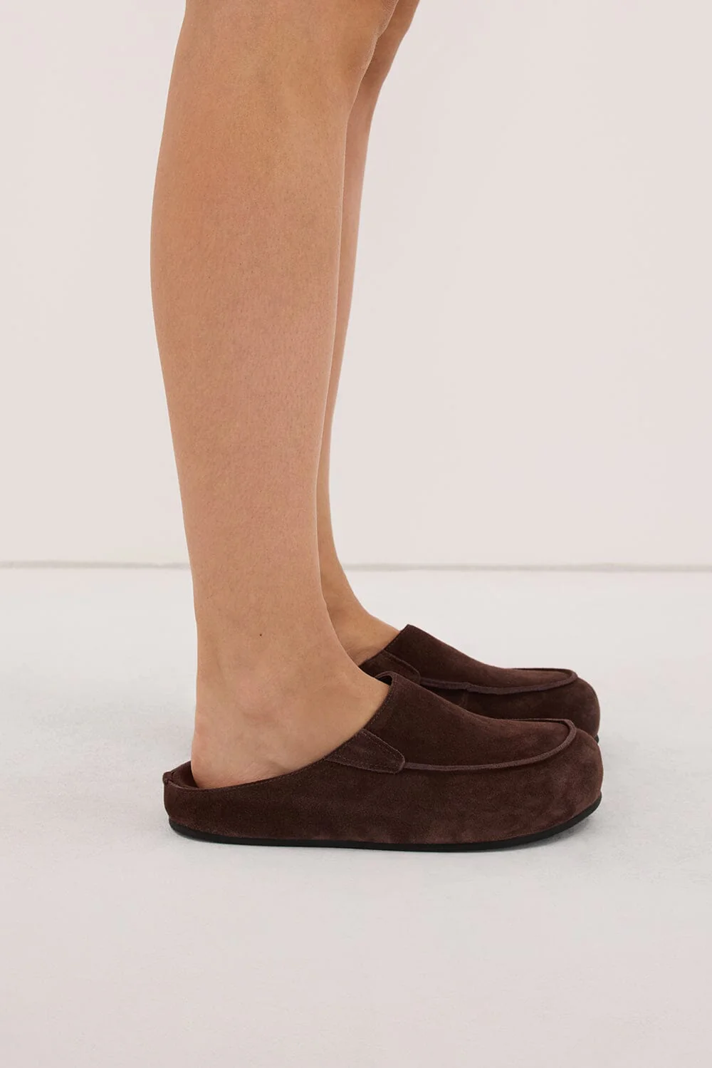 ALIAS MAE SHAAN FLAT CHOCOLATE SUEDE - Image 2