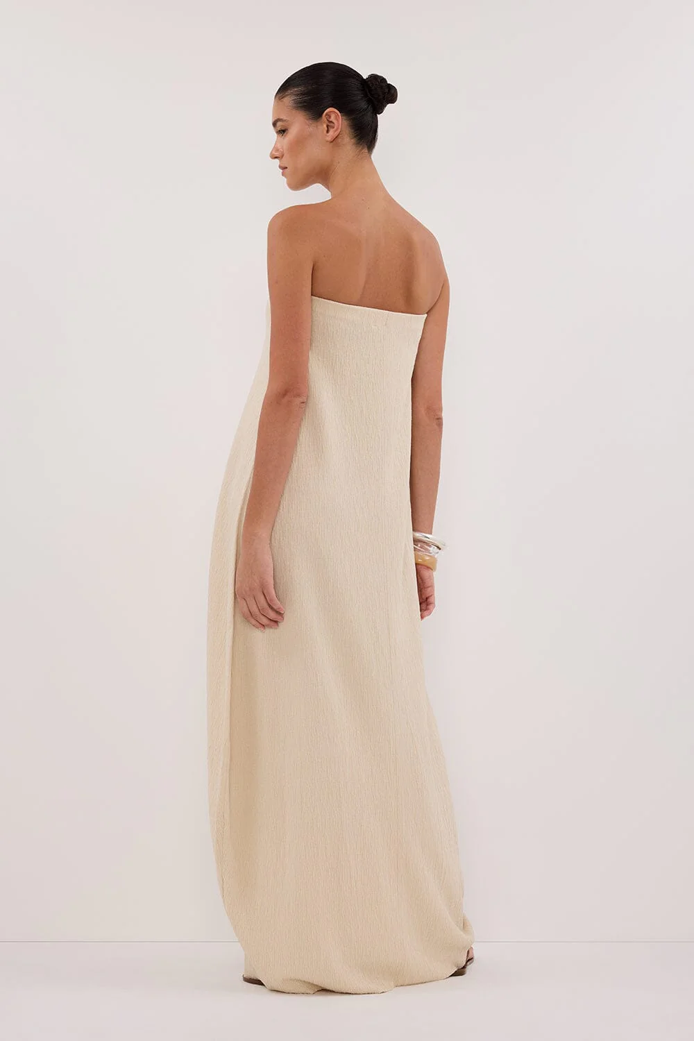 ALIAS NATURAL TEXTURED KNIT STRAPLESS MIDI DRESS - Image 4