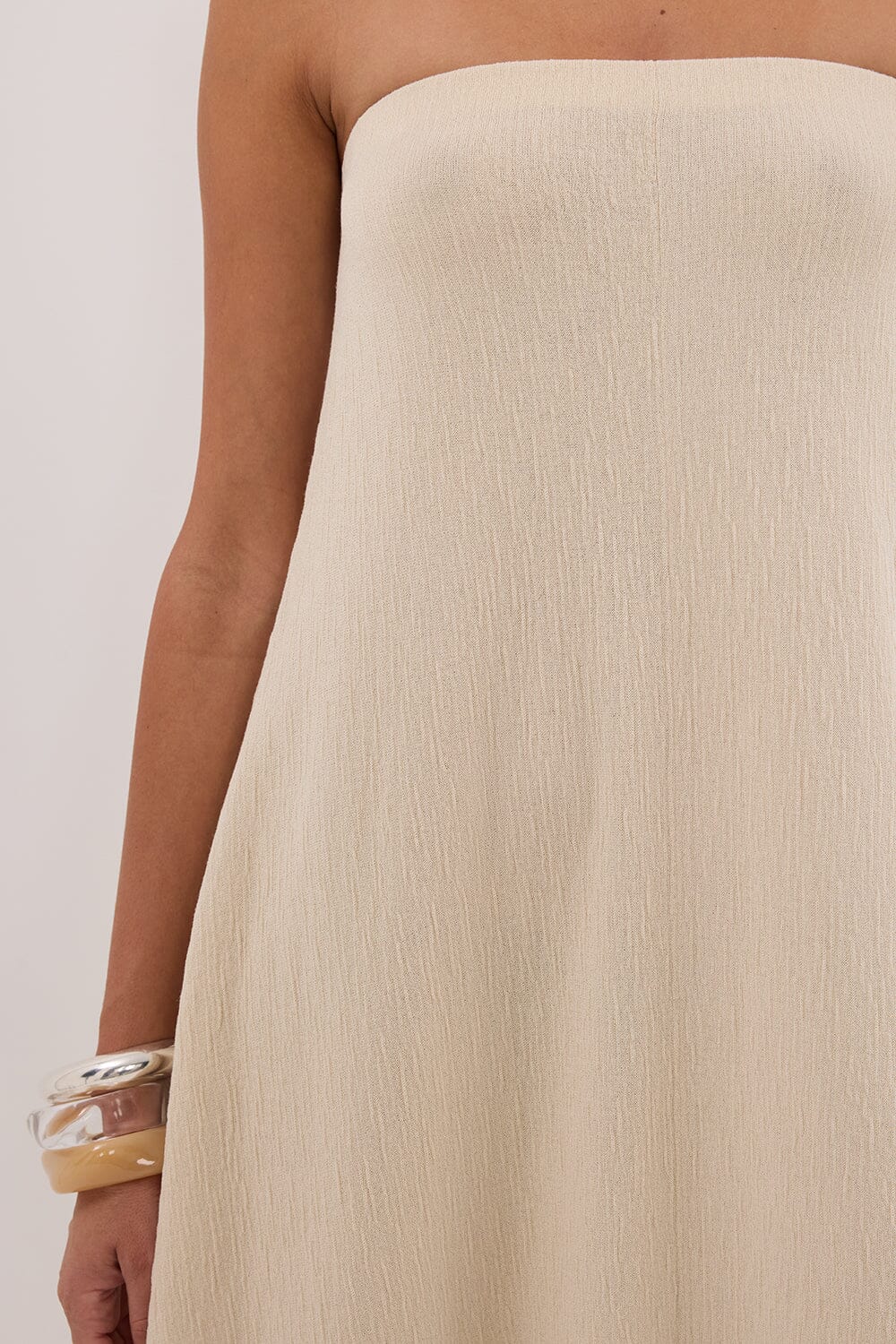 ALIAS NATURAL TEXTURED KNIT STRAPLESS MIDI DRESS - Image 5