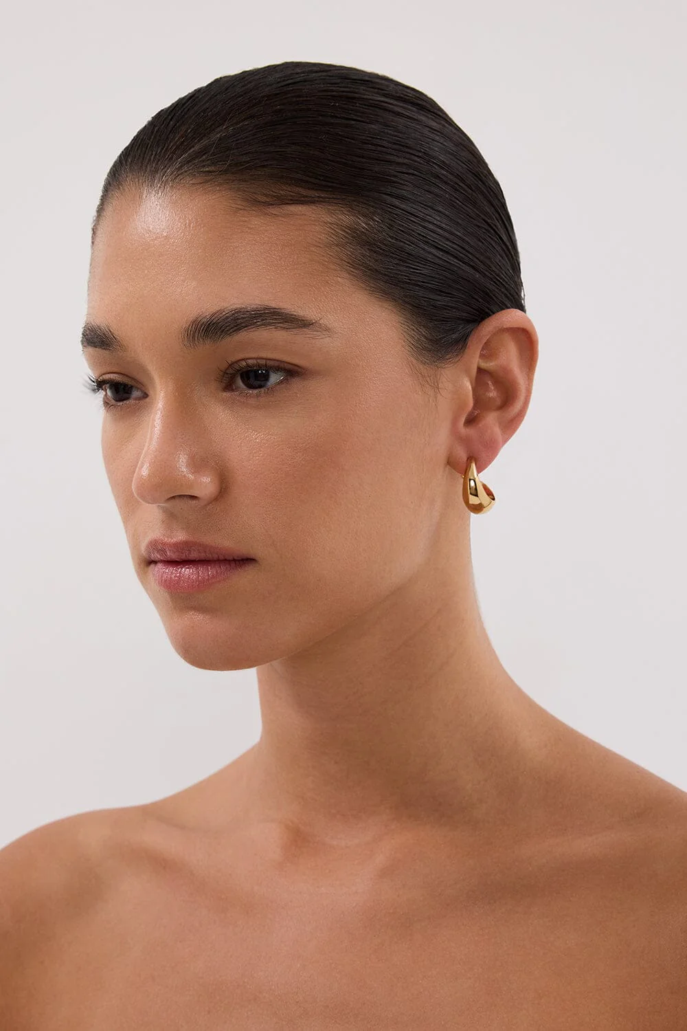 AMBER SCEATS ZANE EARRING GOLD - Image 2