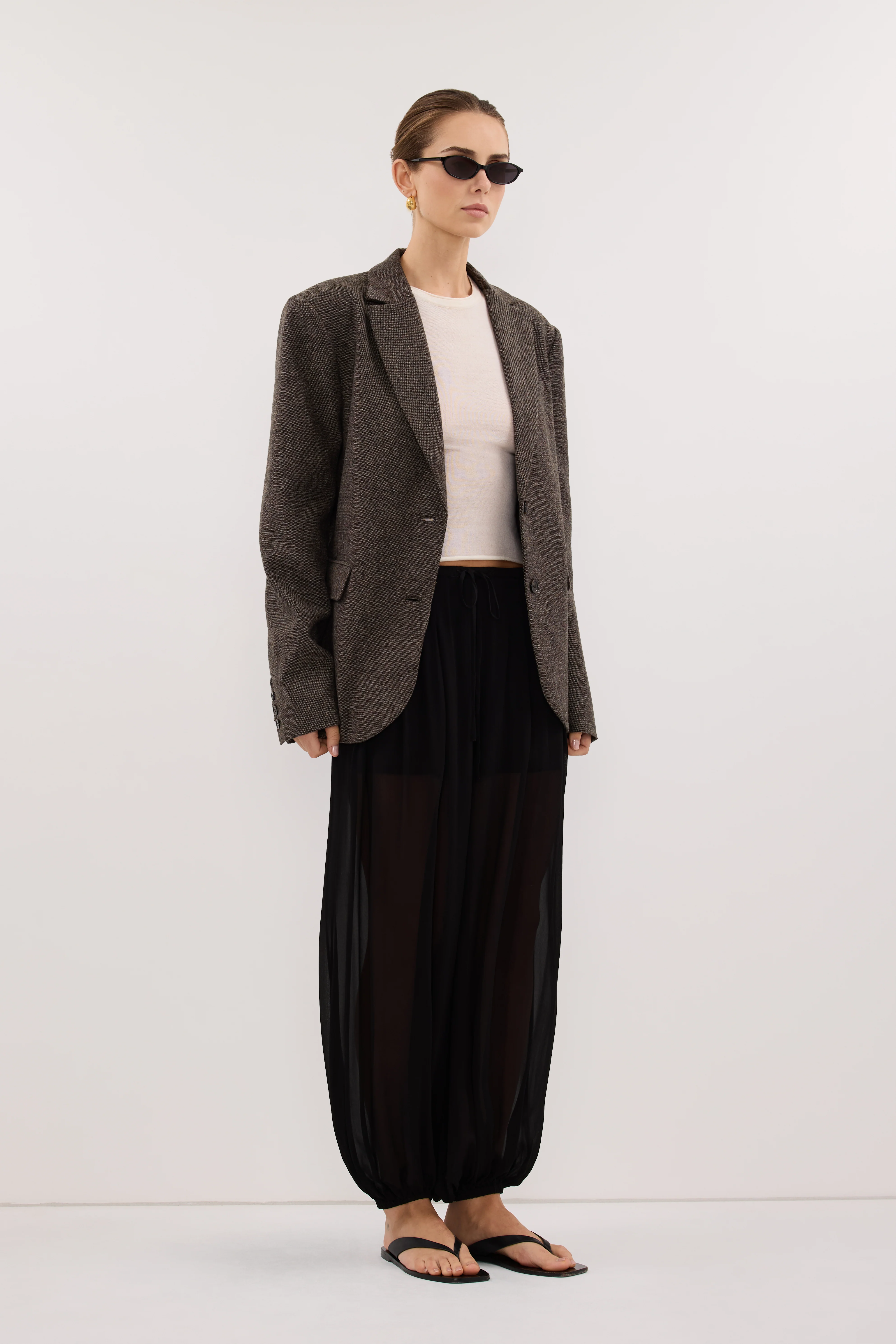 AMELIA MOCHA TEXTURED BLAZER - Image 4