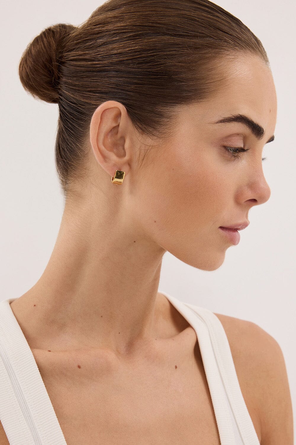 ANNA ROSSI WRAP HUGGIE GOLD - Image 2