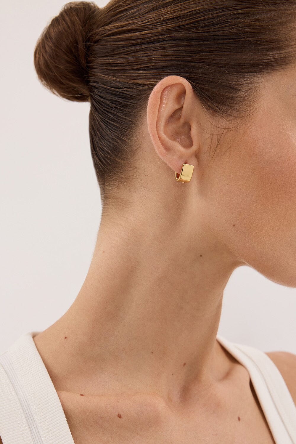 ANNA ROSSI WRAP HUGGIE GOLD - Image 3