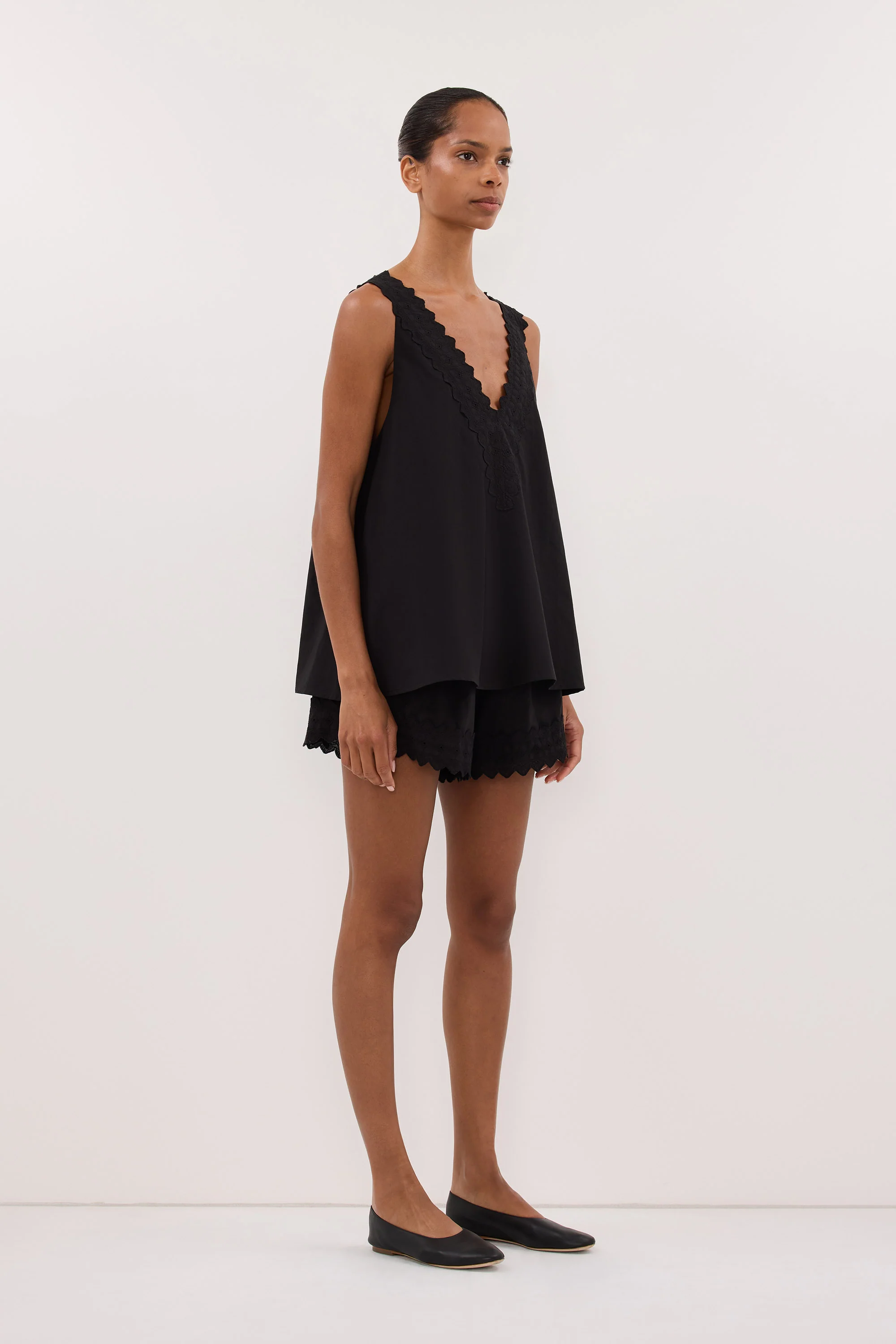 ANNABEL BLACK V NECK TOP - Image 3
