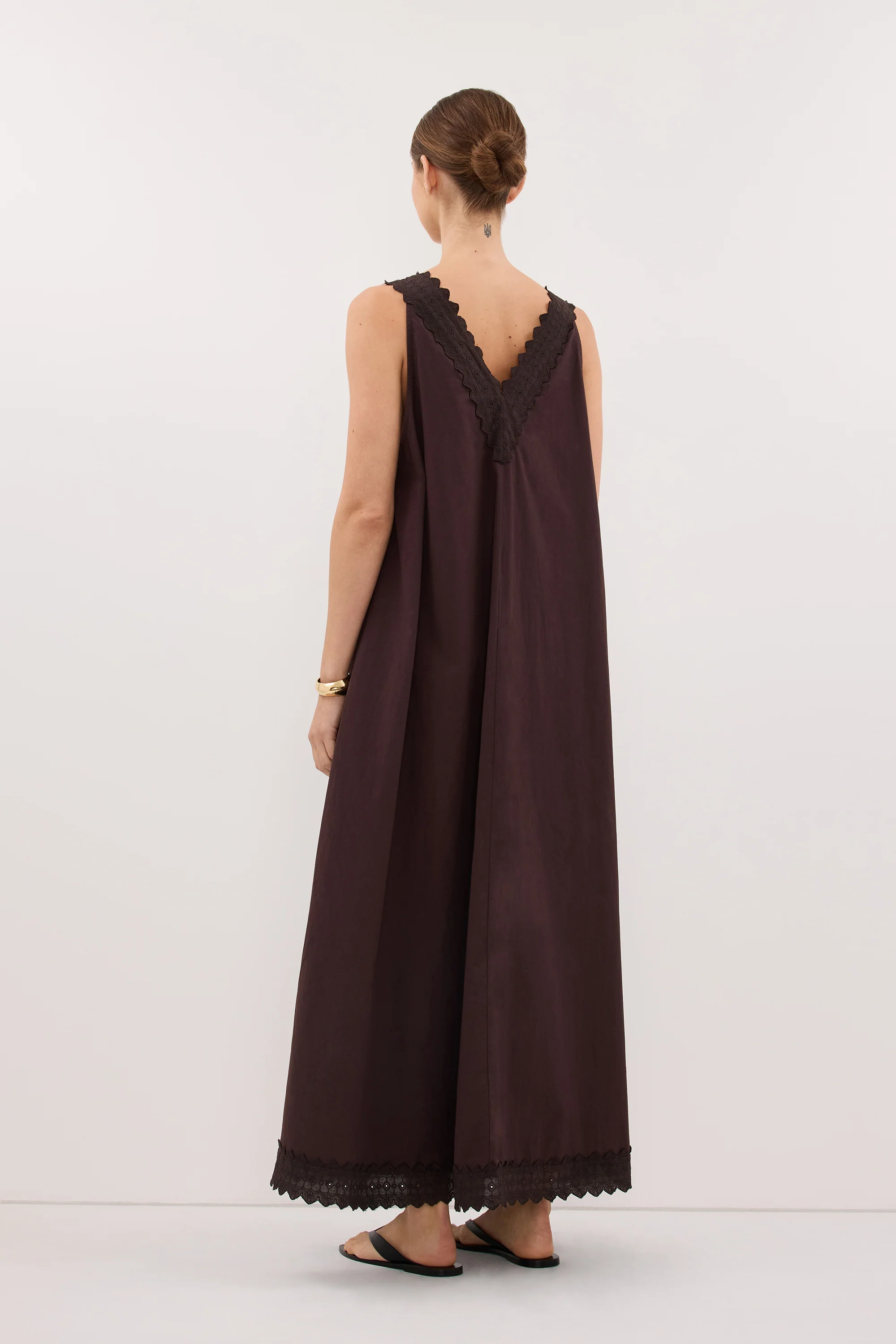 ANNABEL BURNT CHOC SLEEVELESS V NECK MIDI DRESS - PRE ORDER - Image 5