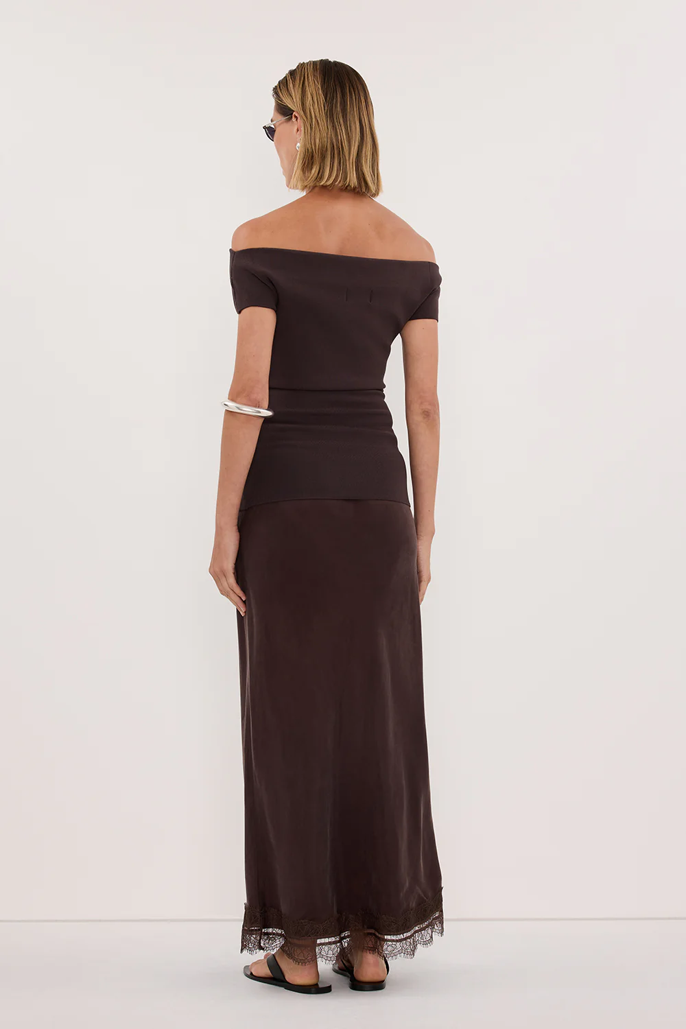 ASTRID BURNT CHOC OFF SHOULDER KNIT TOP - Image 4
