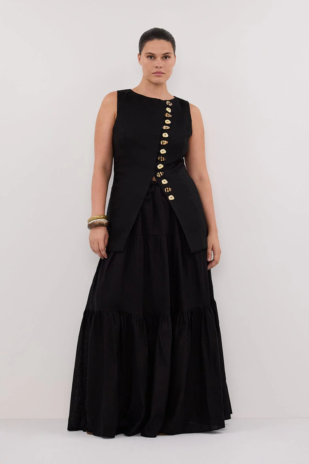 BAYLEE BLACK SLEEVELESS LINEN TOP - Image 5
