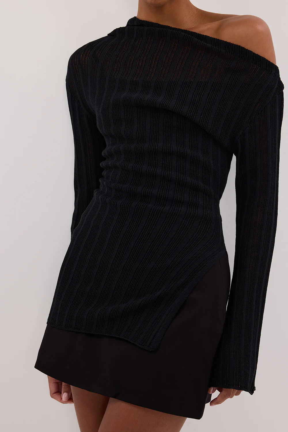 BOWIE BLACK LONG SLEEVE KNIT TOP - Image 5