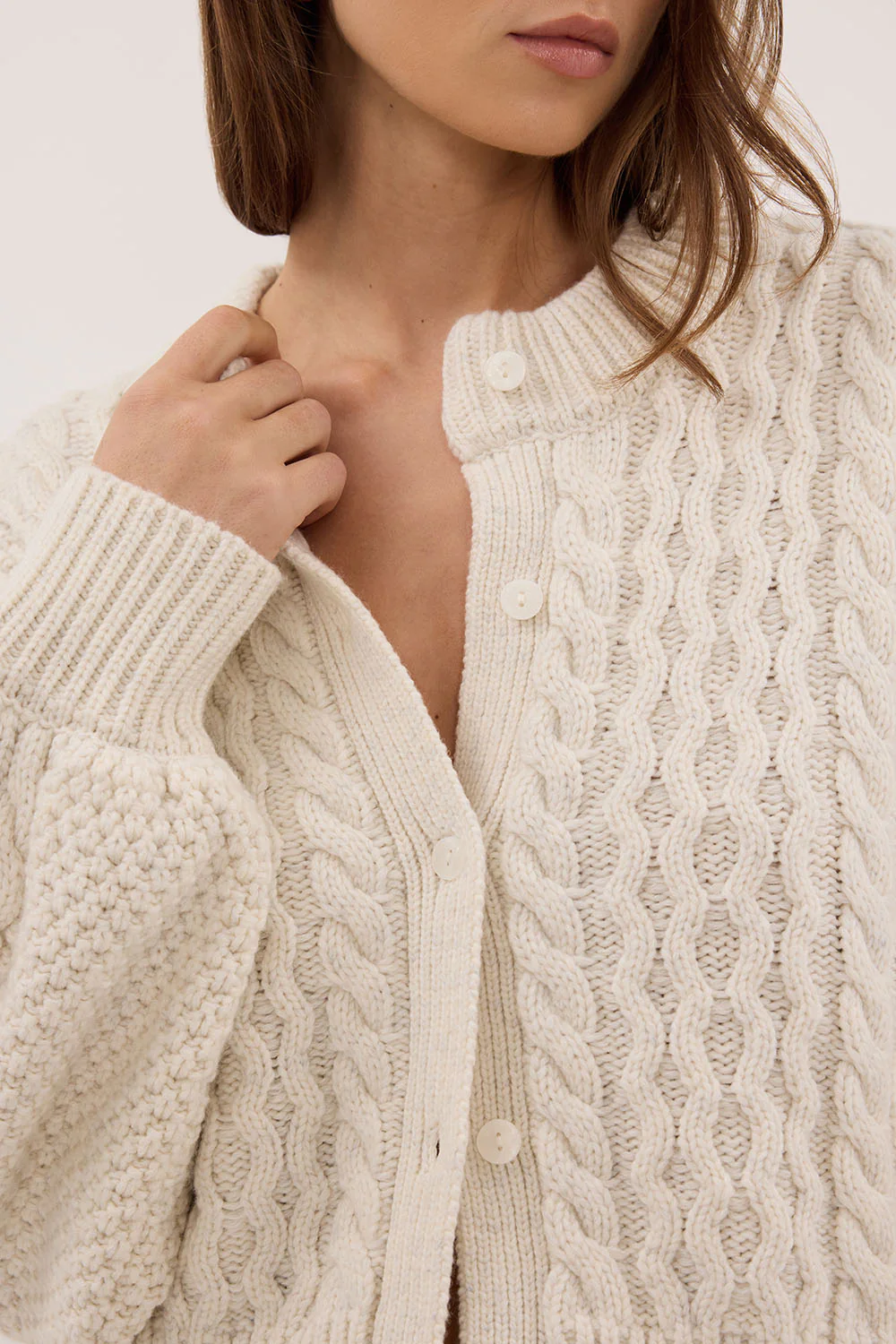 CARMEN IVORY CABLE KNIT CARDIGAN - Image 6