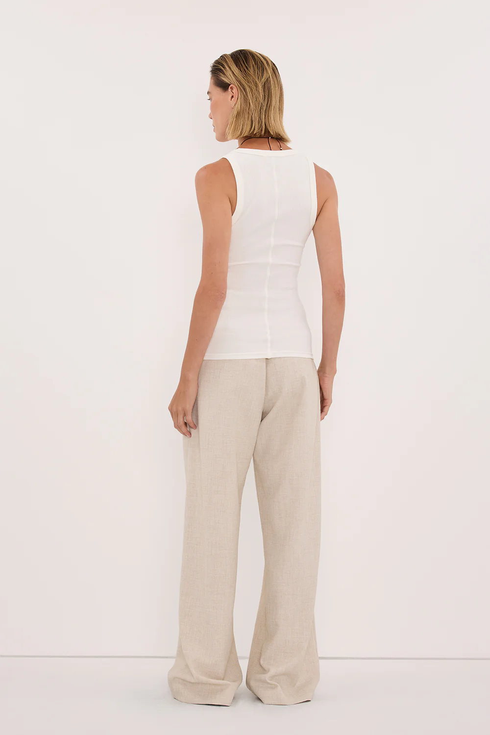CLARA OFF WHITE SCOOP NECK TANK TOP - Image 5