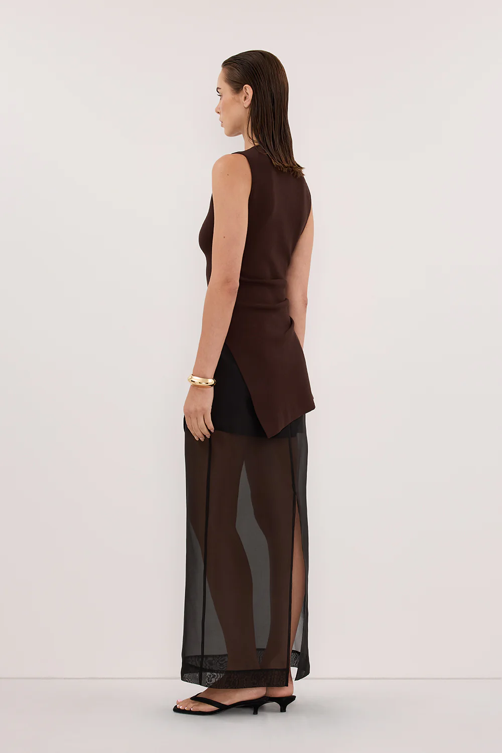 CLEO CHOC SLEEVELESS LONGLINE KNIT TOP - Image 4