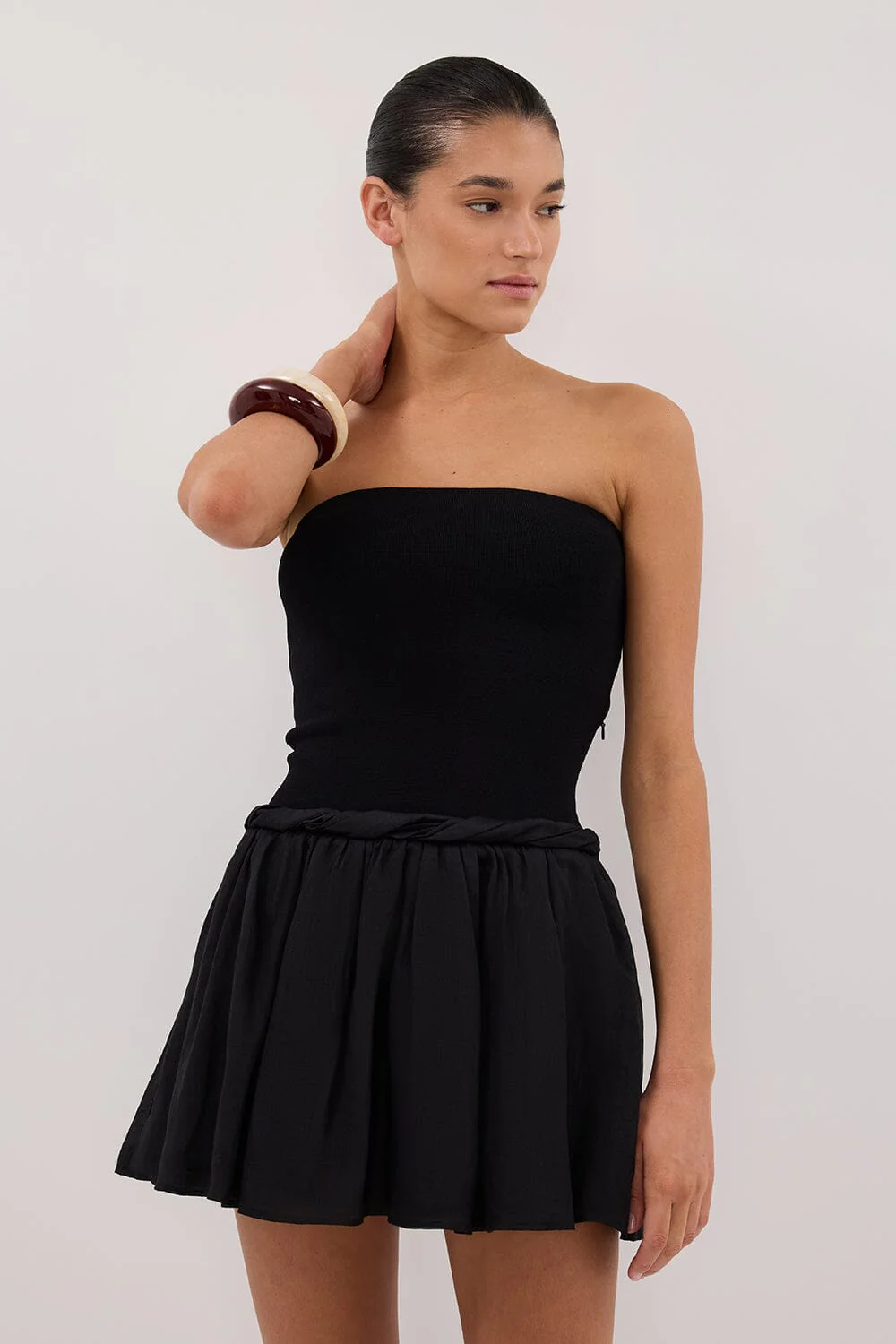 COCO BLACK STRAPLESS HYBRID MINI DRESS - Image 2