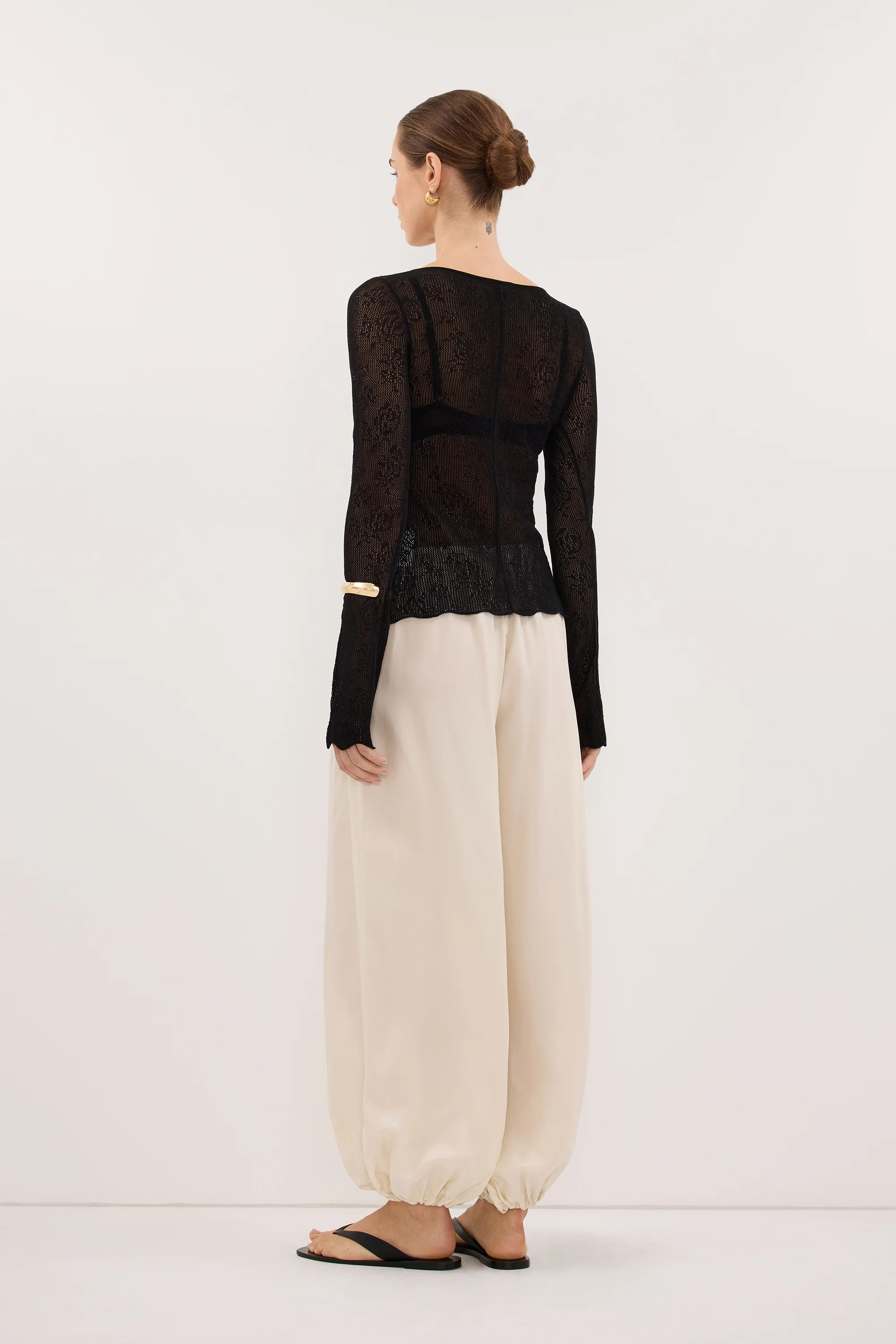 DELIA BLACK LACE BUTTON FRONT TOP - Image 4