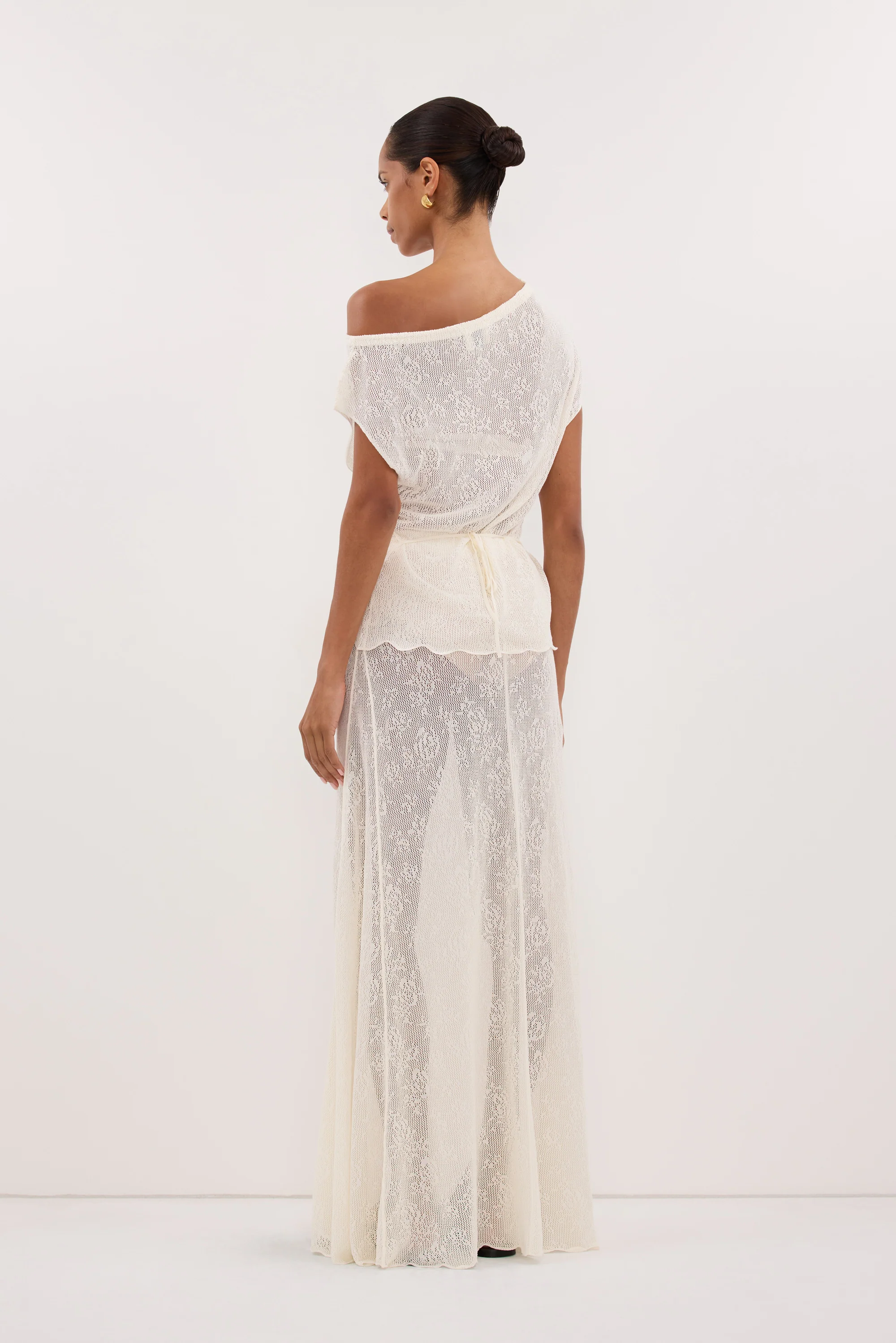 DELIA OFF WHITE LACE OFF SHOULDER TOP - Image 4