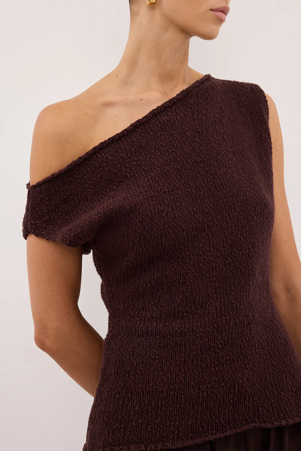 DINA CHOC COTTON ASYM KNIT TOP - Image 5