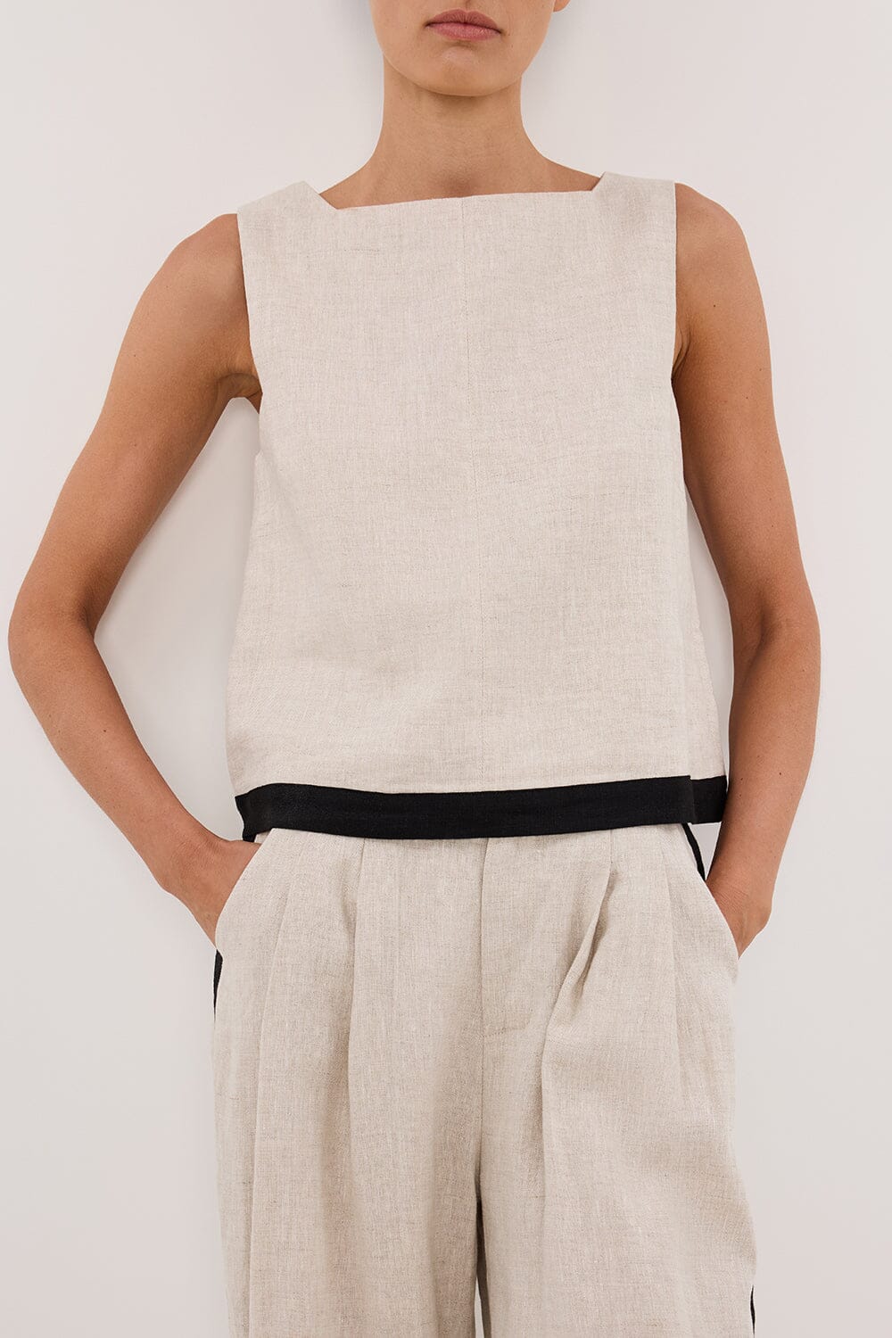 EBONY NATURAL LINEN TOP - Image 5