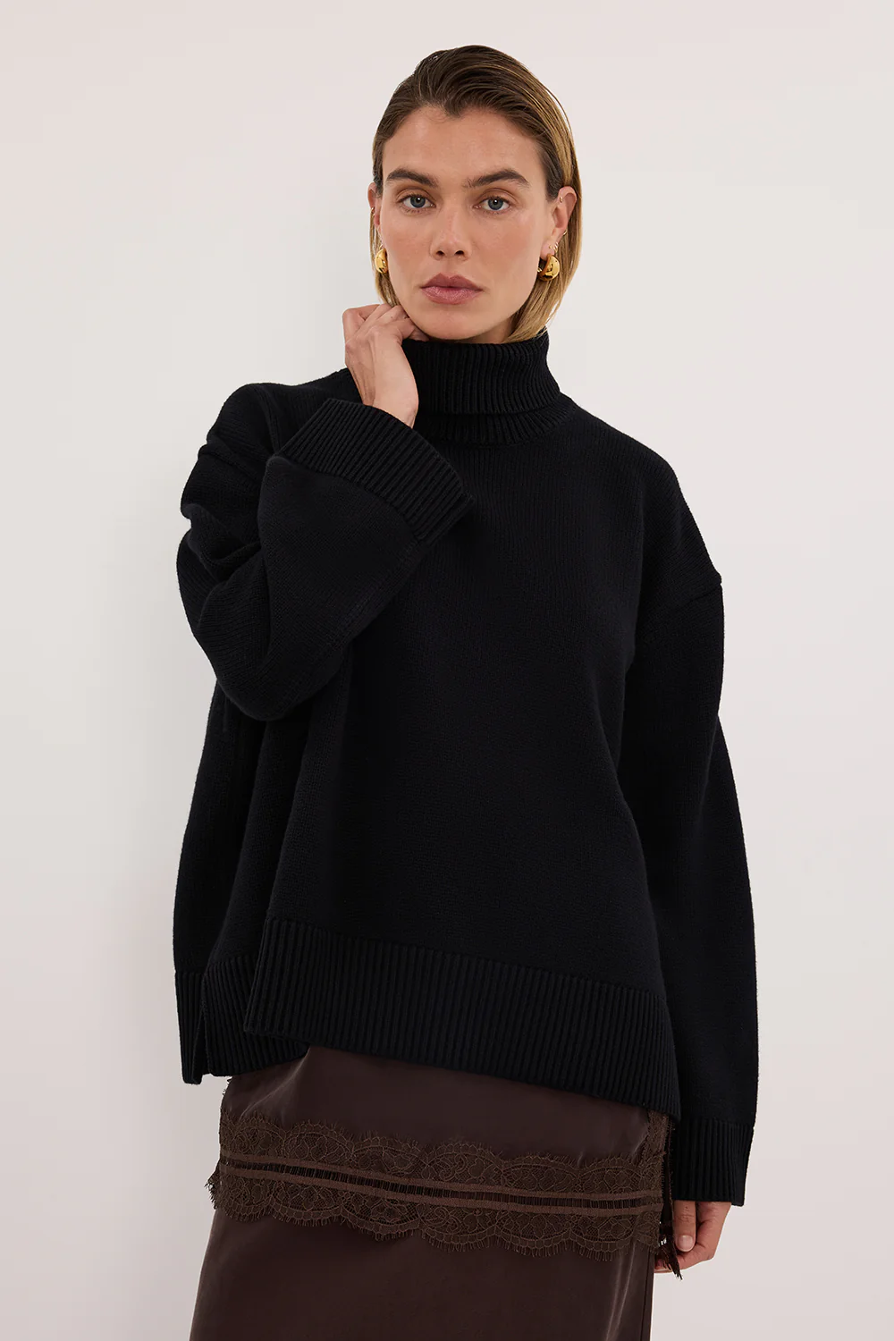 ELLA BLACK TURNBACK NECK KNIT JUMPER - Image 2