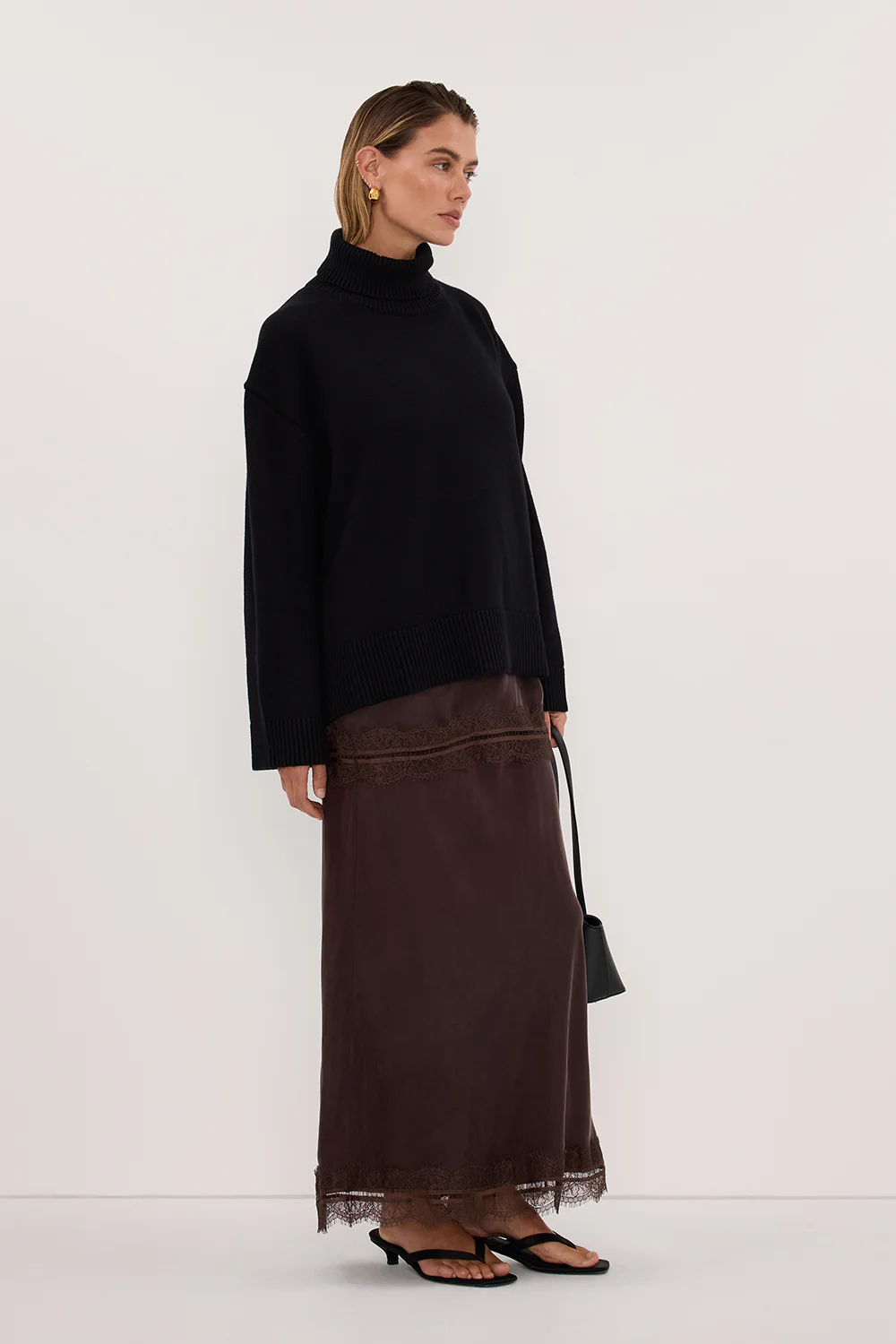 ELLA BLACK TURNBACK NECK KNIT JUMPER - Image 3