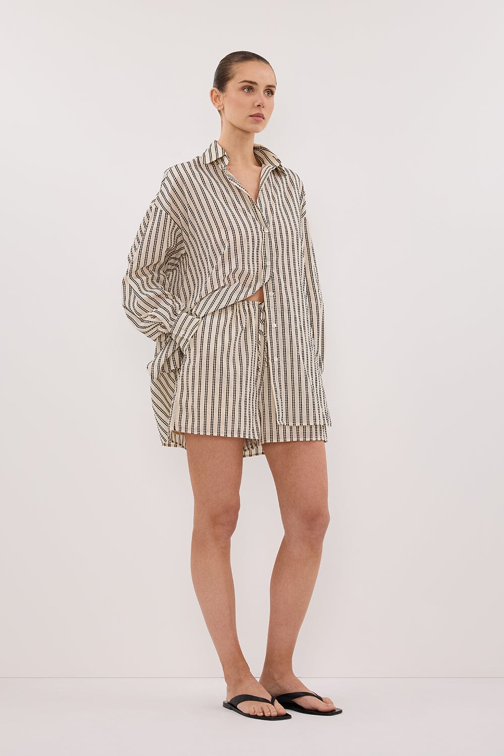 ELLIE CREAM STRIPE DRAWSTRING SHORTS - Image 3