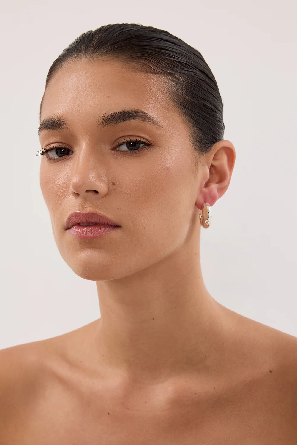 F+H SILVER HAMMERED CHUBBY HOOPS - Image 2