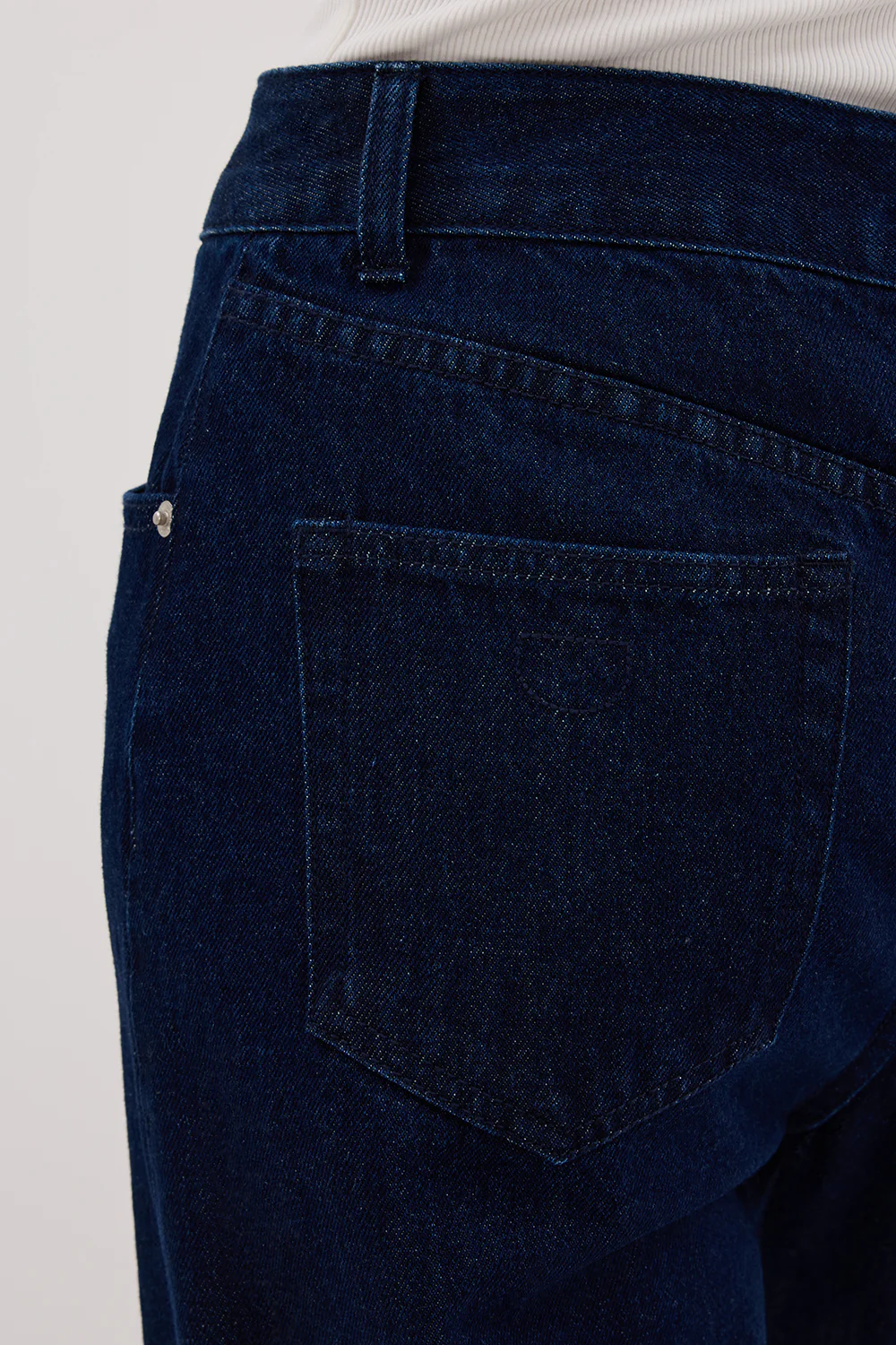 FINN INDIGO TWISTED SEAM JEAN - Image 5