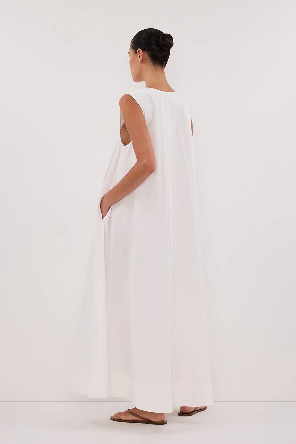 GABBY WHITE OVERSIZED COTTON MIDI DRESS - Image 4