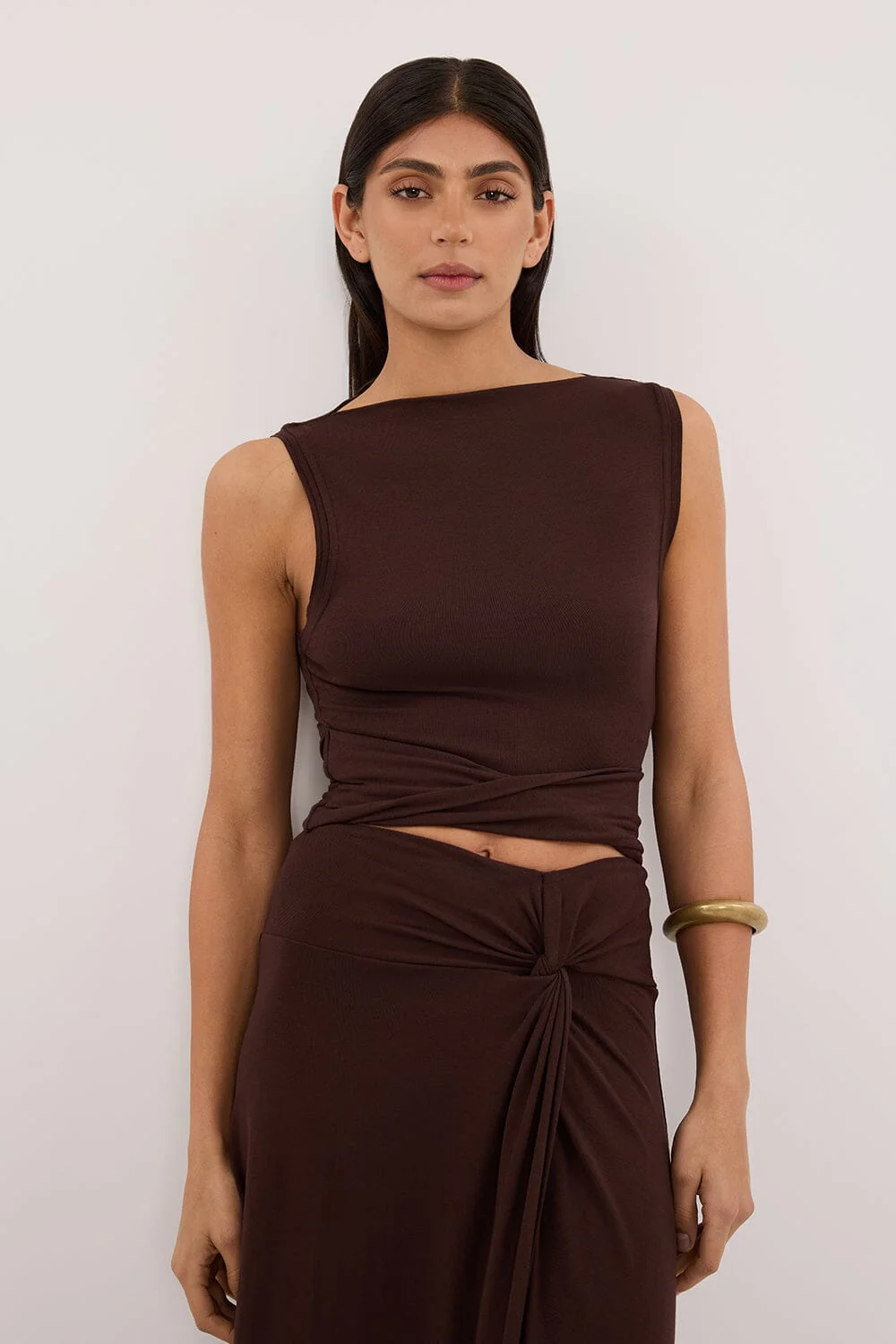 HADLEY CHOC SLEEVELESS TWIST TOP - Image 2