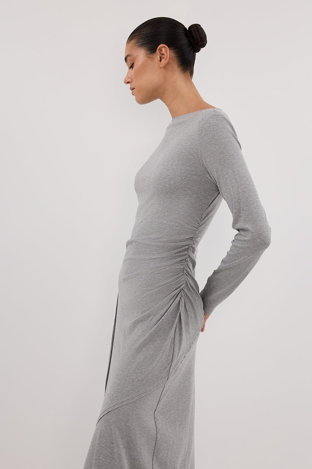 HADLEY SILVER LONG SLEEVE KNIT MAXI DRESS - Image 6