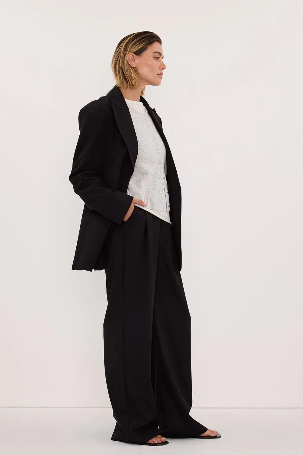 HARLEY 2.0 BLACK OVERSIZED BLAZER - Image 4