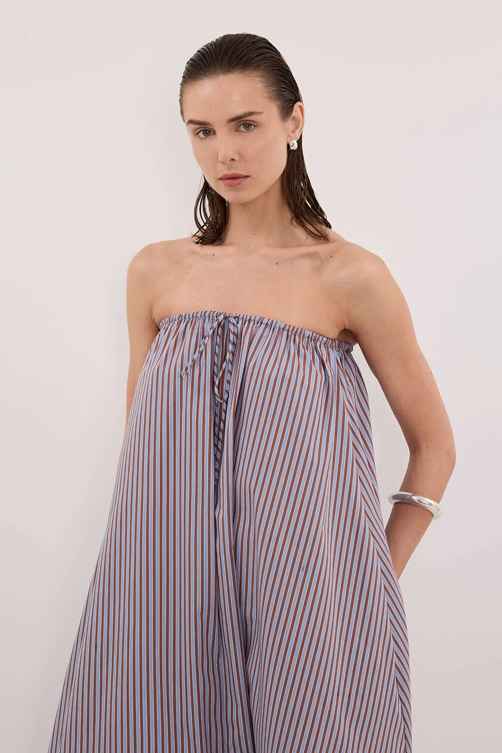 HARRI STRIPE STRAPLESS MIDI DRESS - Image 3
