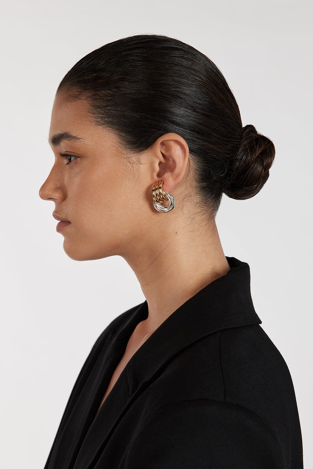HEAVEN MAYHEM MINI KNOT MIXED EARRING - Image 5