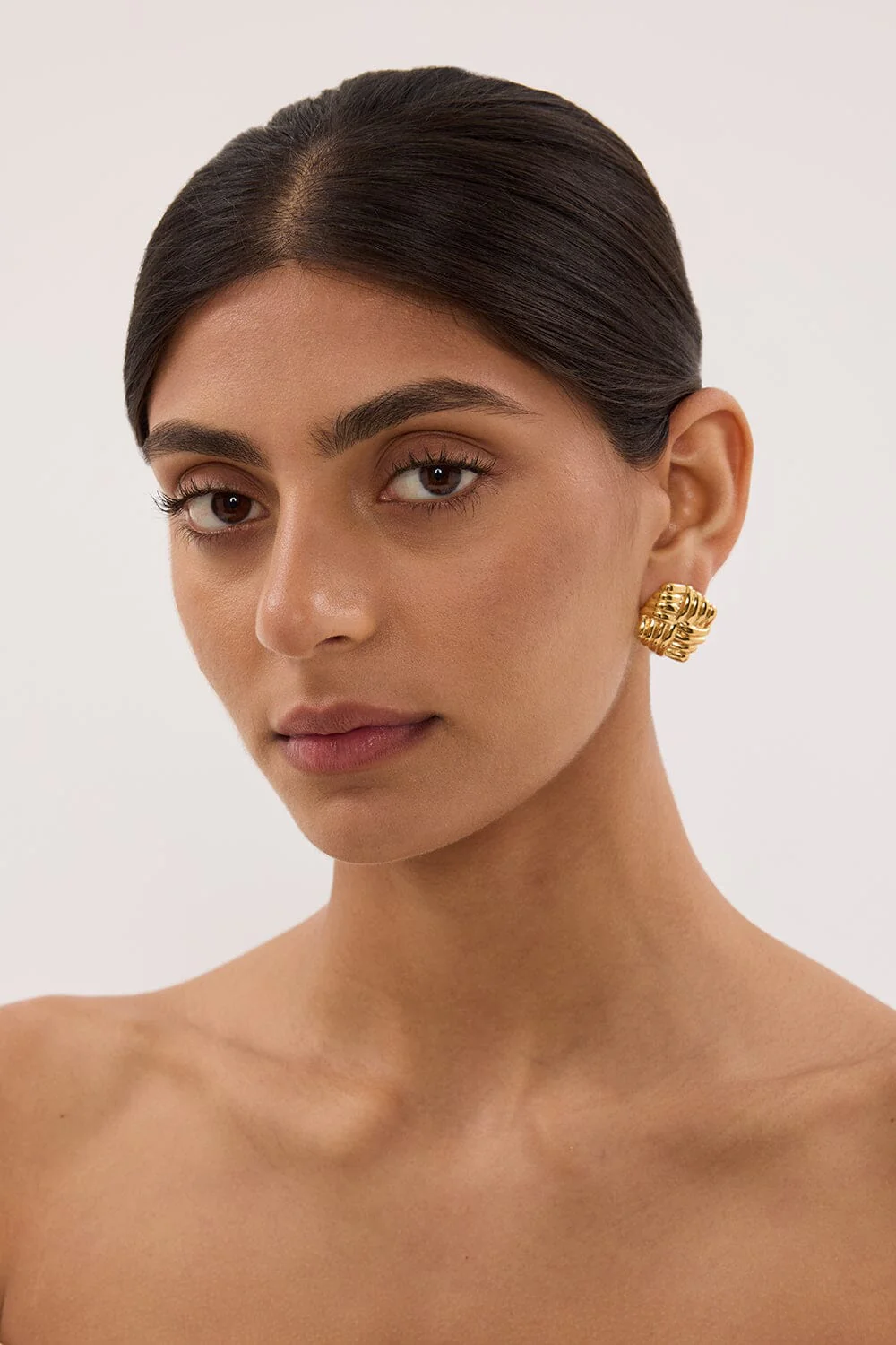 HEAVEN MAYHEM GOLD WIND EARRING - Image 2