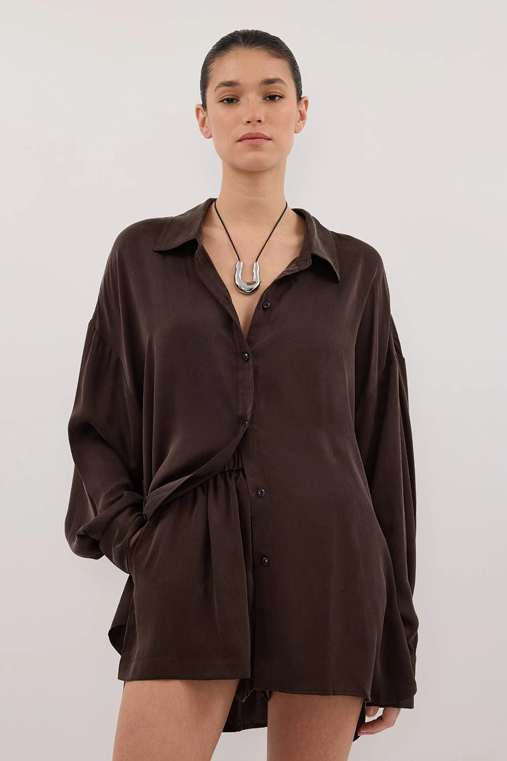 ISLA BITTER CHOC SILK SHORT - Image 2