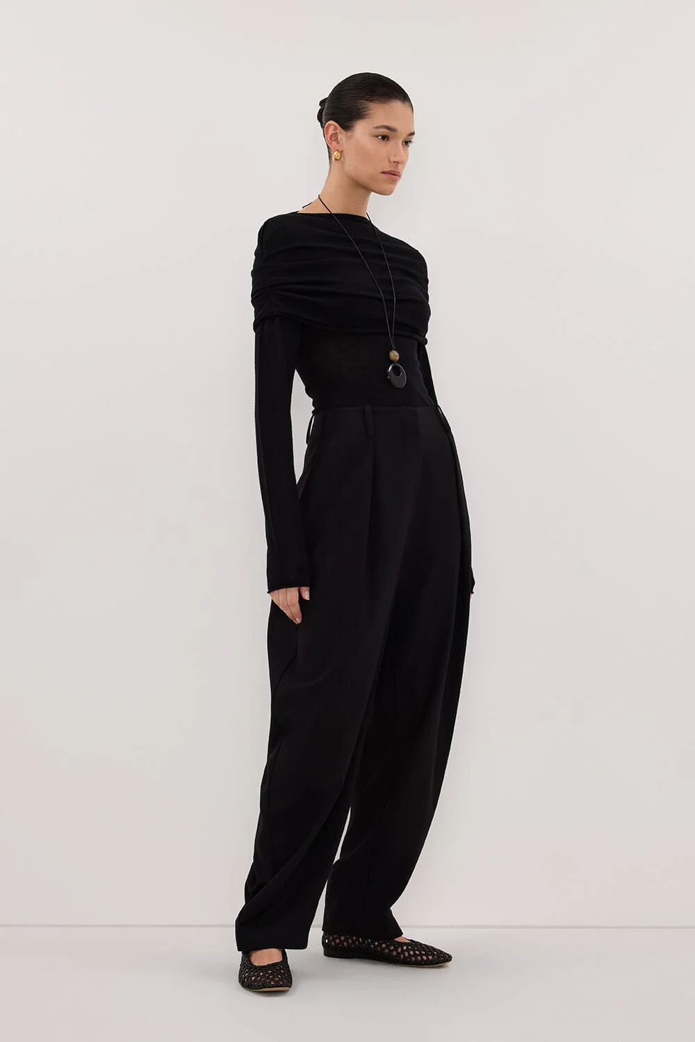 IVY BLACK MERINO LONG SLEEVE TOP - Image 3