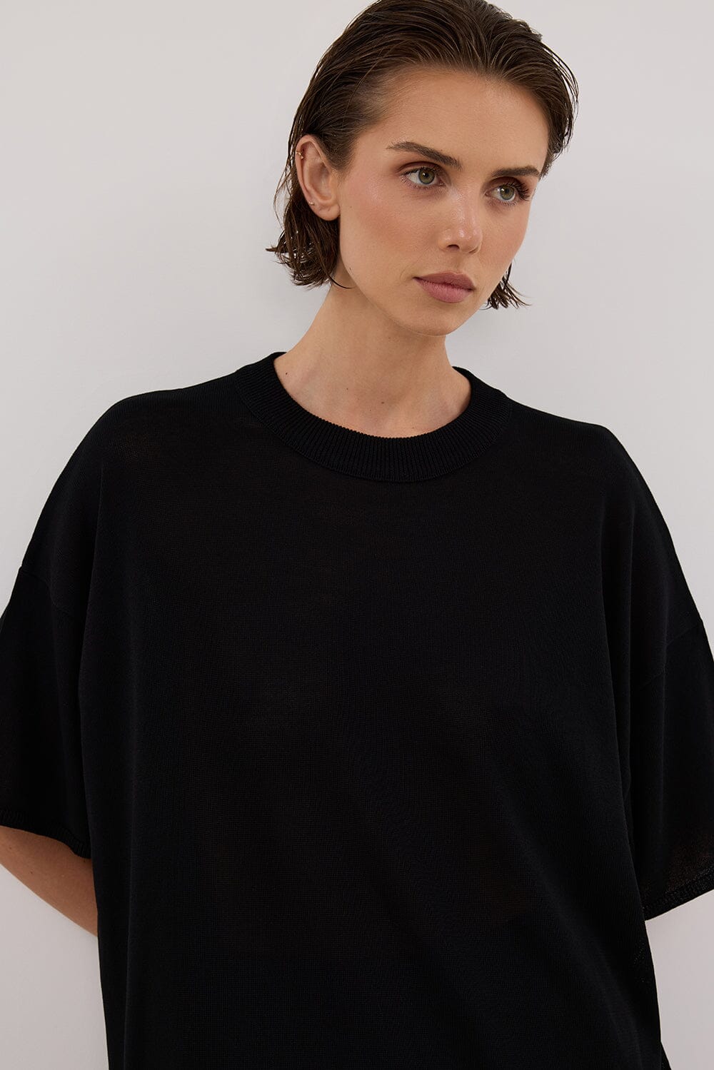 JACKI BLACK OVERSIZED KNIT TEE - Image 2
