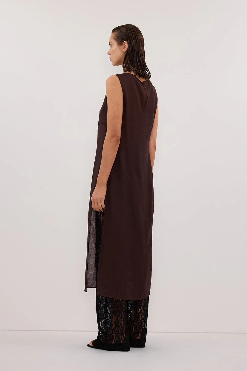 KAI BURNT CHOC SLEEVELESS RAMIE TUNIC TOP - Image 4