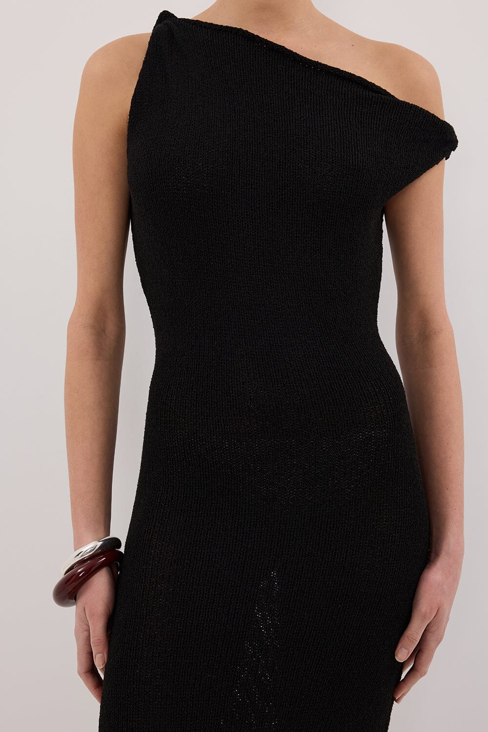 KARA BLACK KNIT SLEEVELESS MIDI DRESS - Image 5