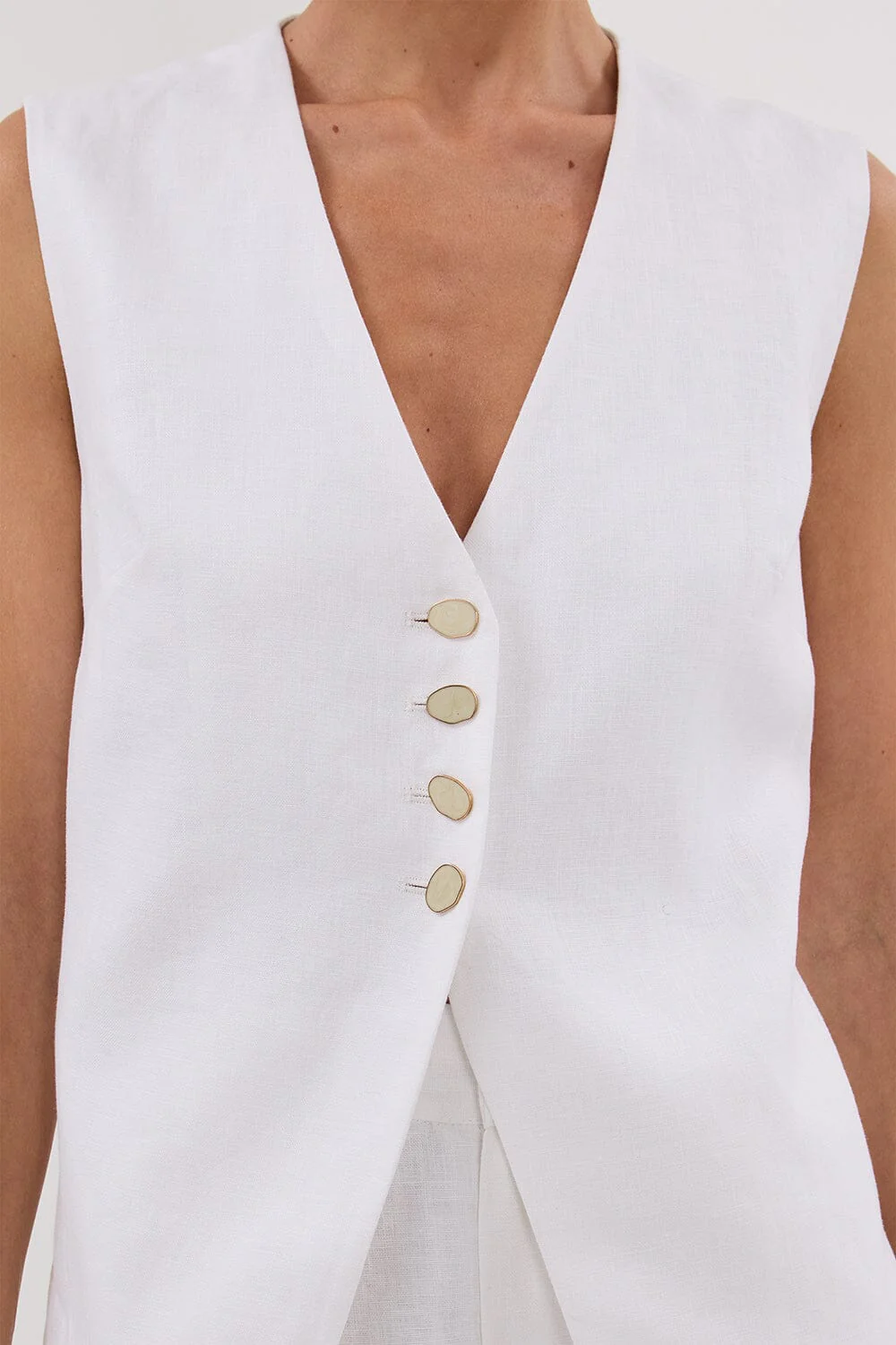 KNOX WHITE LINEN VEST - Image 5
