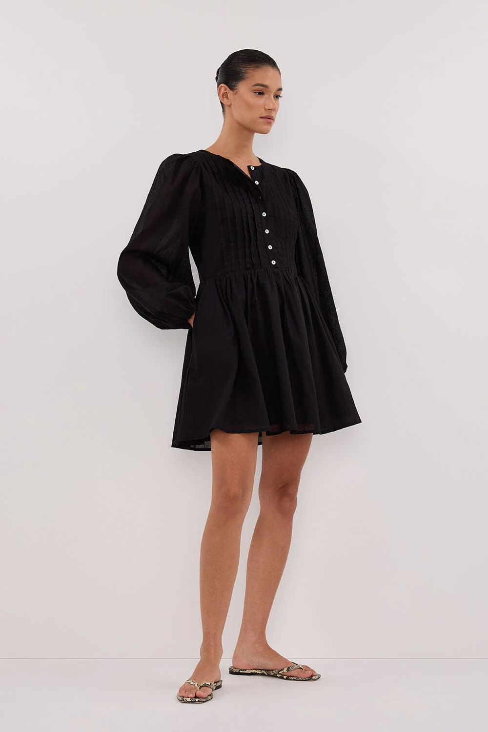 LARS BLACK BUTTON SLEEEVED MINI - Image 3