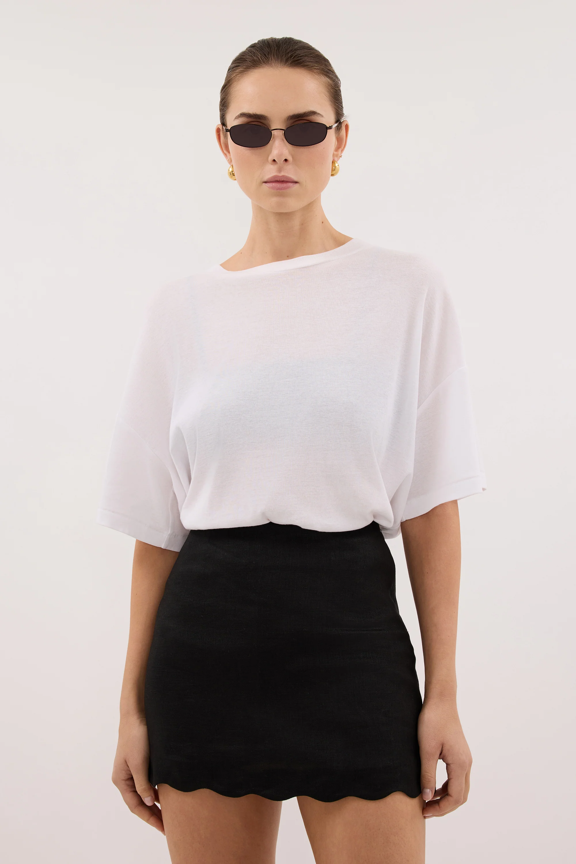 LELA BLACK LINEN SKORT - Image 2