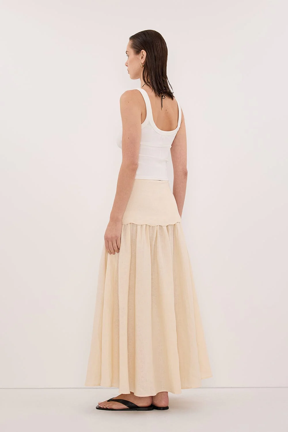 LELA SANDSTONE FOLDOVER LINEN MIDI SKIRT - Image 4