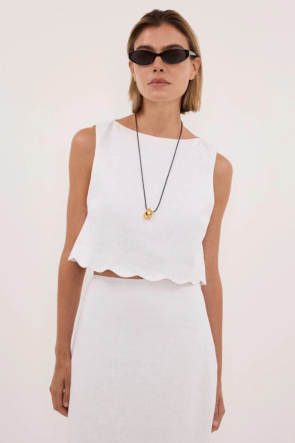 LELA WHITE LINEN CROP TOP - Image 3