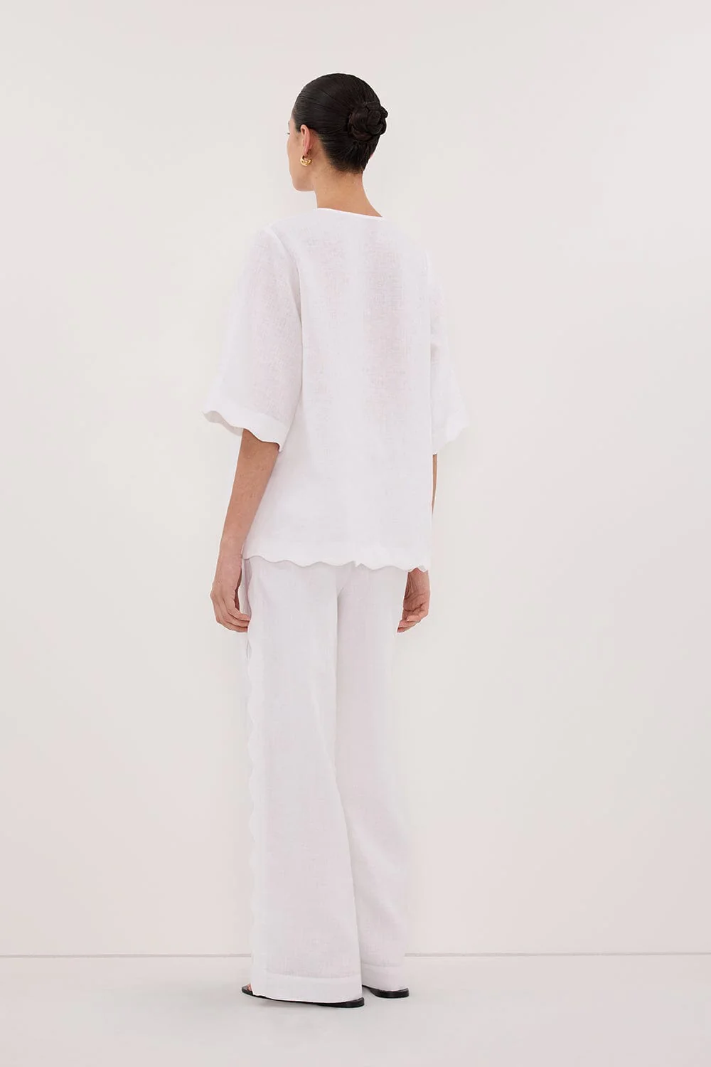 LELA WHITE SHORT SLEEVE LINEN SHIRT - Image 4