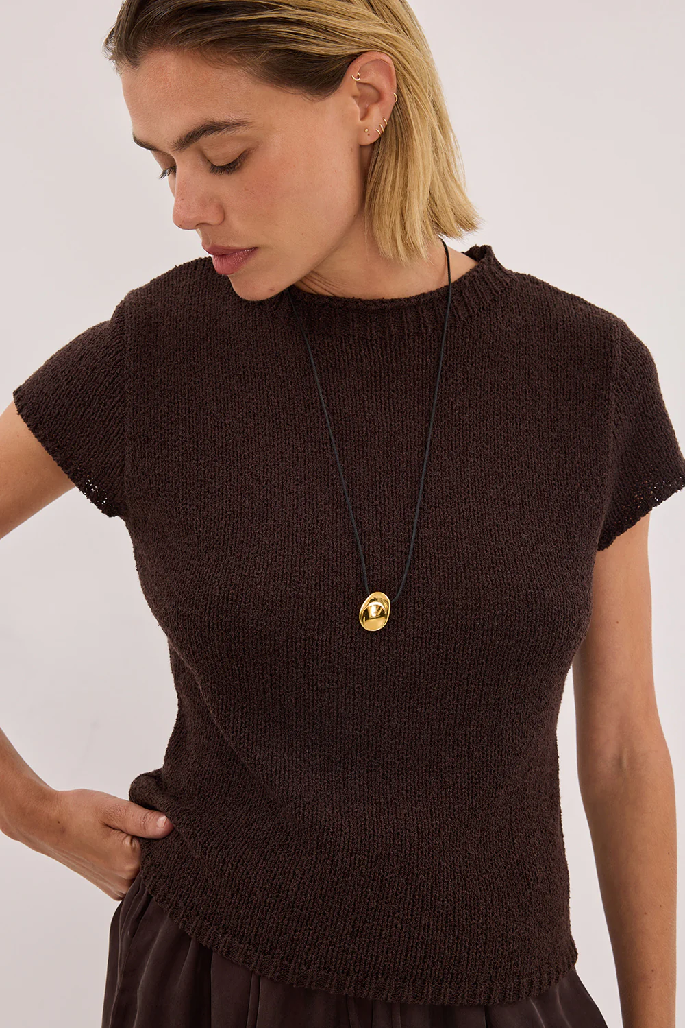 LEO CHOC KNIT TOP - Image 5