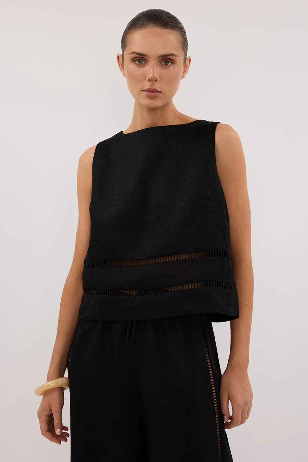 LINDSAY BLACK LINEN BOXY TOP - Image 2