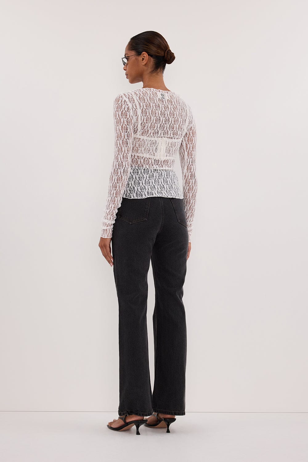 LIZZIE WHITE LACE LONG SLEEVE TOP - Image 6