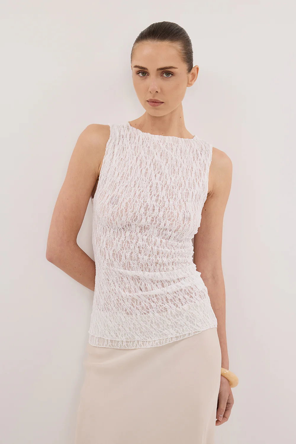 LIZZIE WHITE SLEEVELESS LACE TOP - Image 2