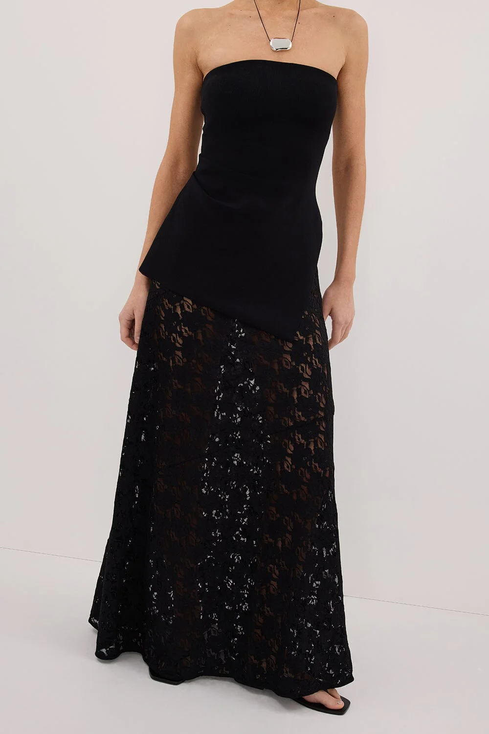 LOULA BLACK LACE MAXI SKIRT - Image 2