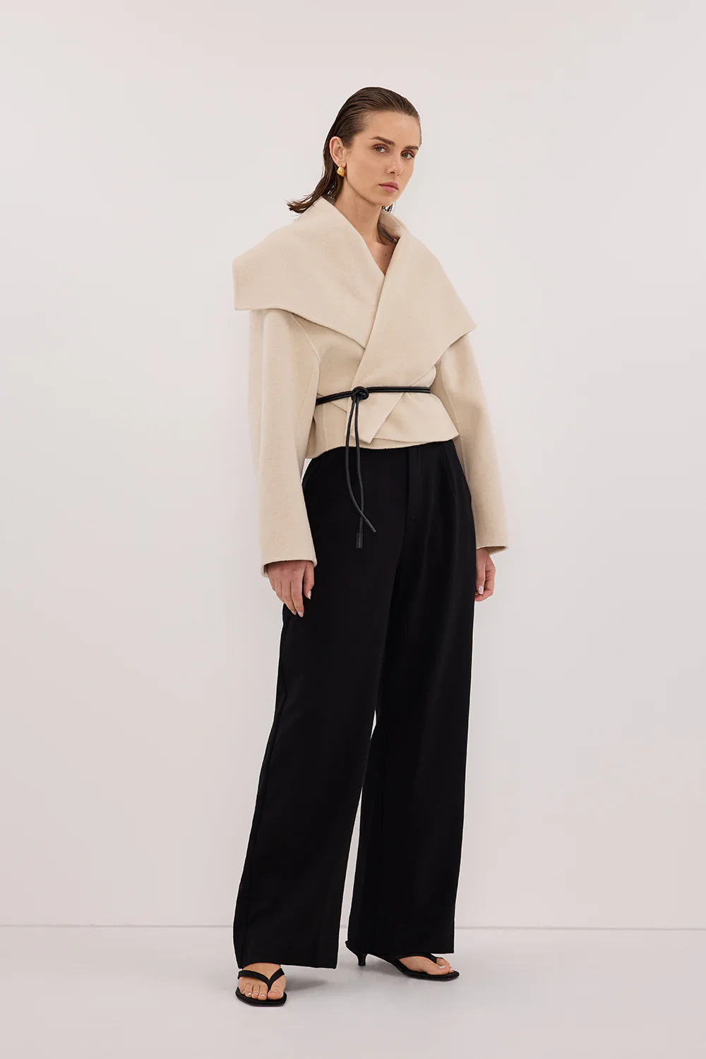 LUCIA BONE CROPPED WOOL BLEND TRENCH COAT - Image 2