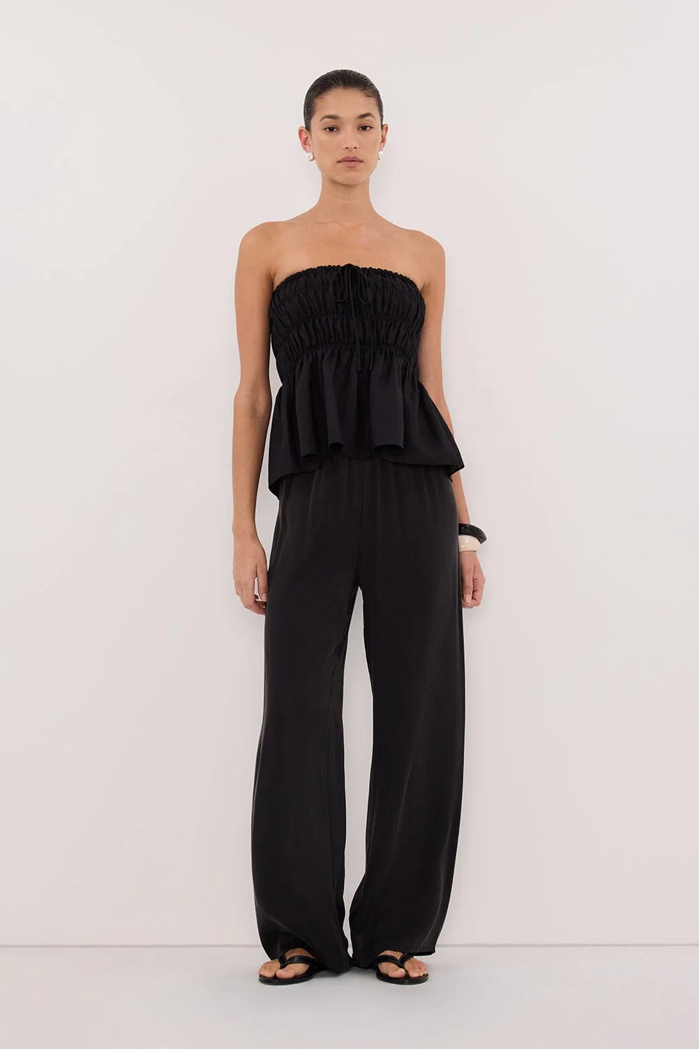 MAIA BLACK LINEN MINI SKIRT - Image 6